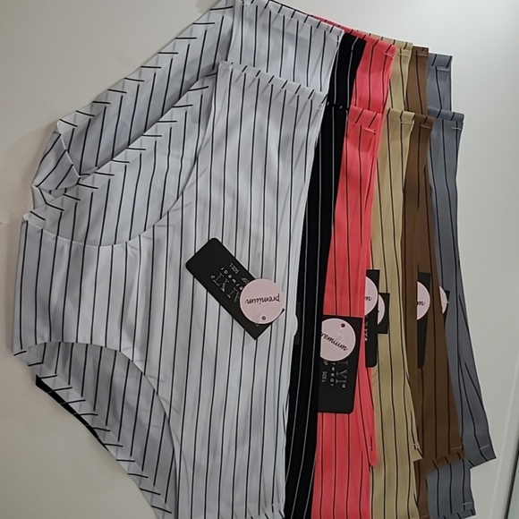 Bras & Panties matching set - Picture 2 of 2